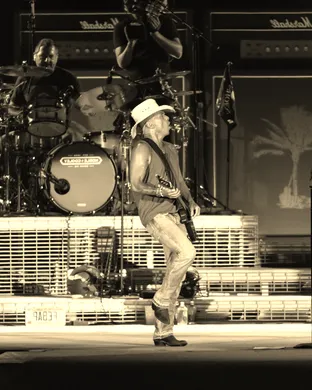 Kenny Chesney, Eric Church, Old Dominion & Greylan James