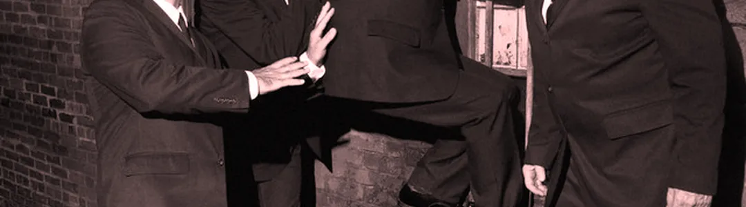 Los Straitjackets
